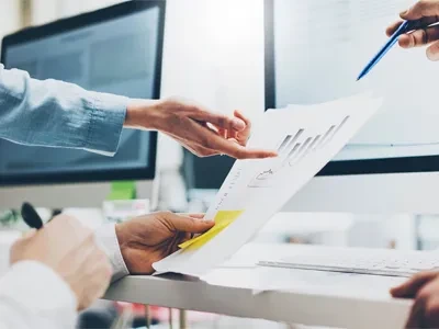 স্যানিটেশন কর্মী পোস্ট: মেঝে পরিষ্কার করা সহজ কাজ নয়