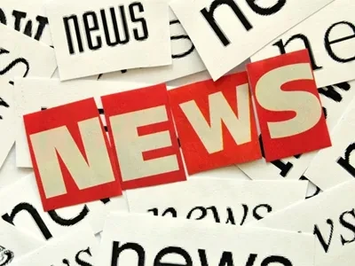 শ্রমিকের ডান পা কংক্রিটের গভীরে ডুবে যায় এবং দমকলকর্মীরা এটিকে মুক্ত করতে এক...