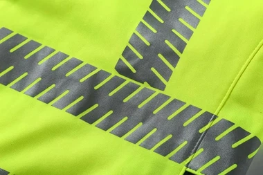 শীত ও গ্রীষ্মের প্রতিফলিত ন্যস্ত আছে?